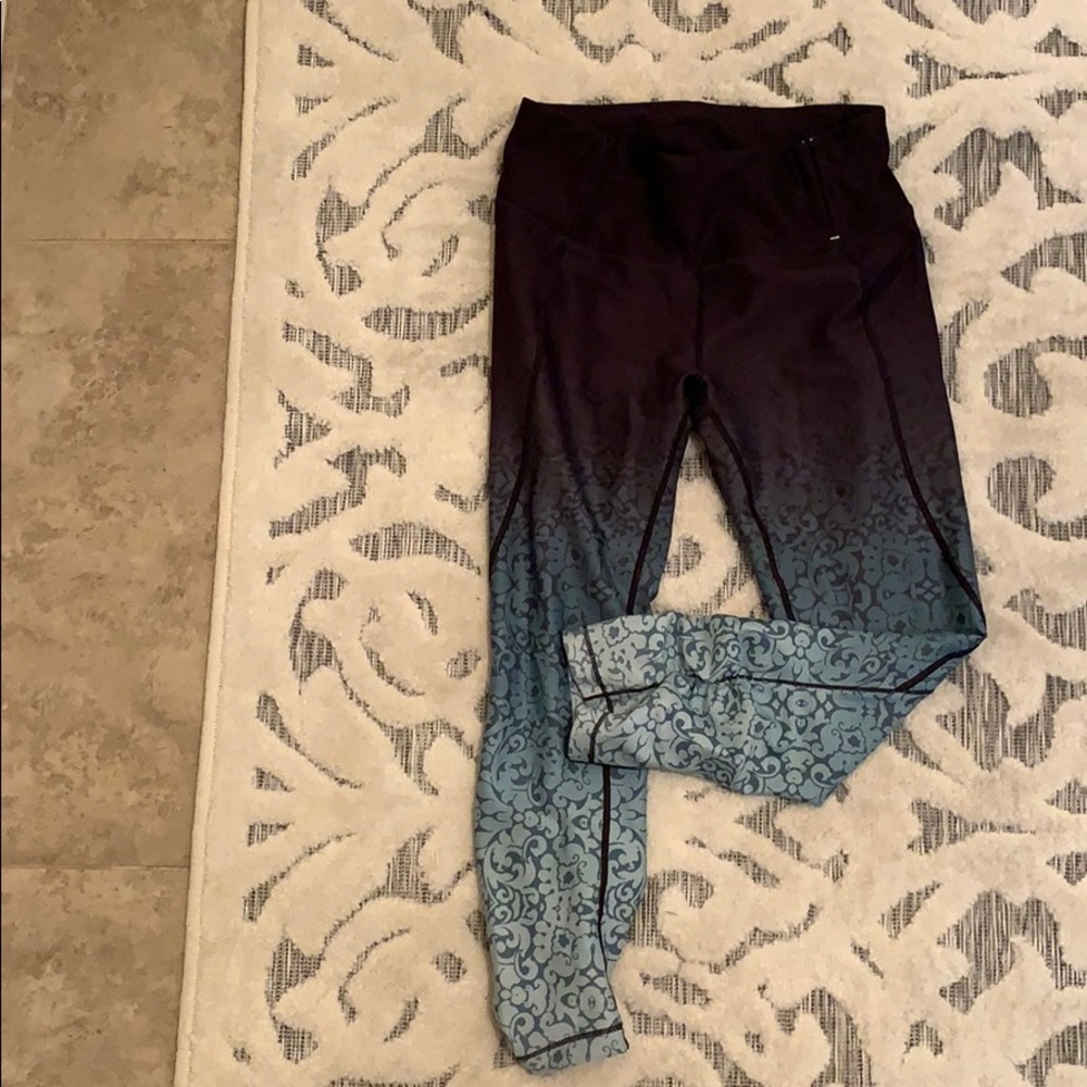 Leggings from CALIA by Carrie Underwood